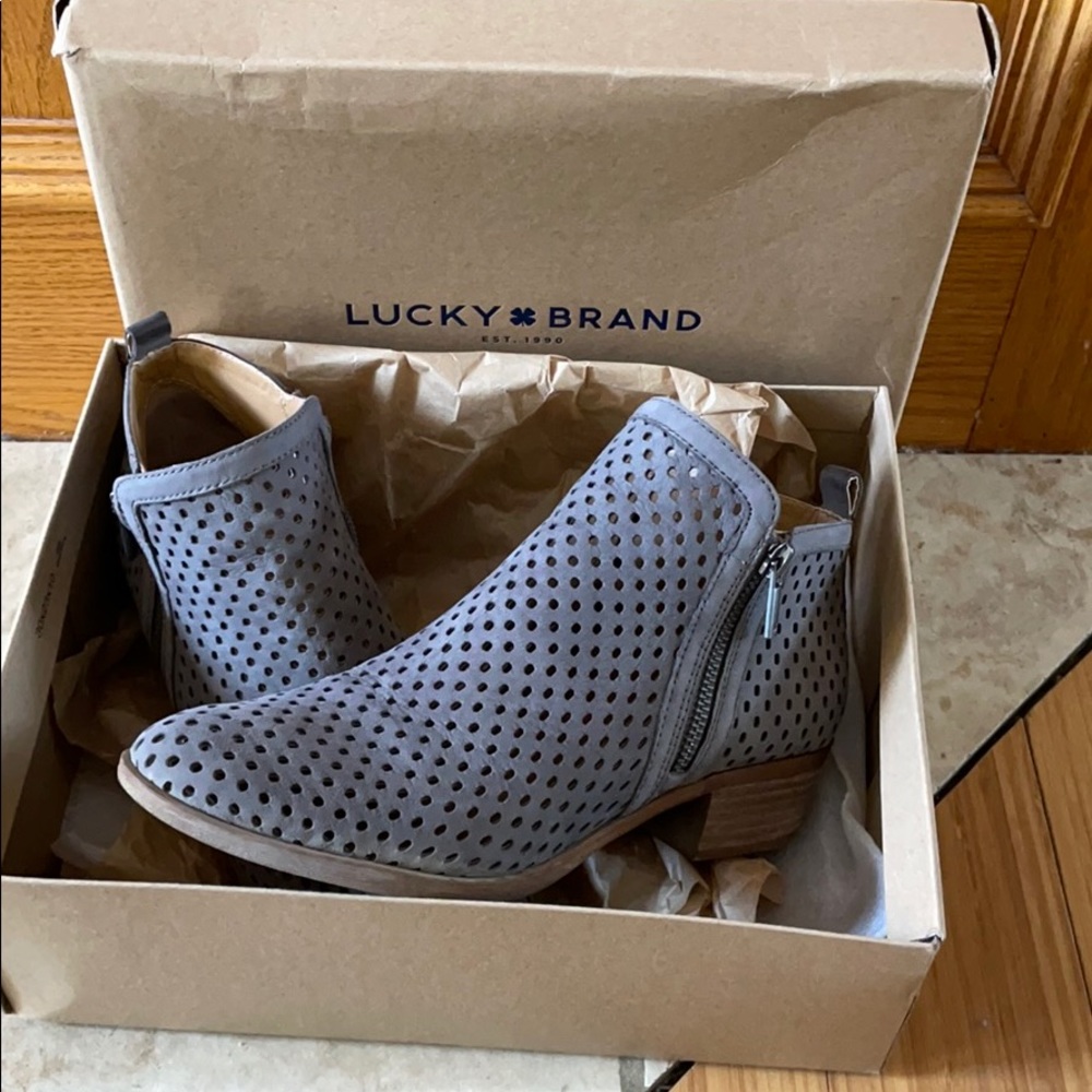 Lucky Brand Ankle Booties Sz 7.5